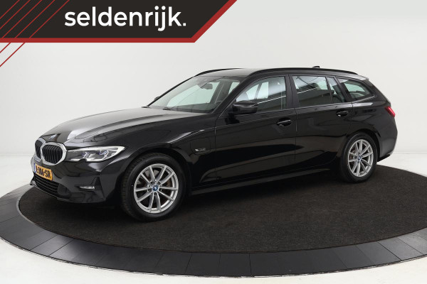 BMW 3-serie 320e Edition Plus | DAB+ | Leder | Carplay | Stoelverwarming | Laser LED | Navigatie | PDC | Bluetooth