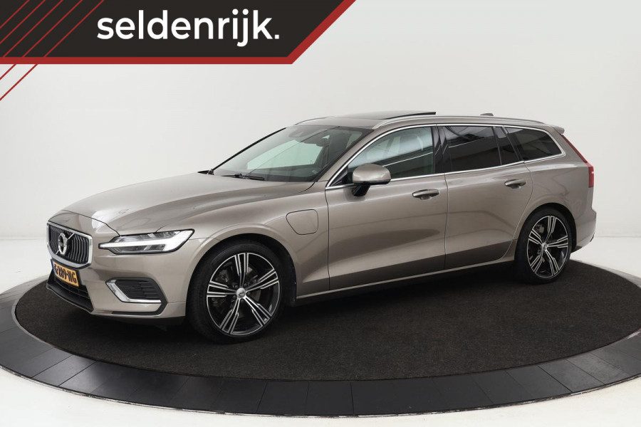 Volvo V60 T8 Twin Engine Inscription | Panoramadak | Harman Kardon | Trekhaak | Adaptive Cruise | Camera | DAB+ | Leder