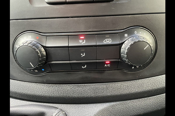 Mercedes-Benz Vito 114 CDI Extra Lang Airco - Cruise control - Navi full map - A-uitrijcamera - MF-Lederen stuurwiel - Trekhaak - Lendesteun - Bedrijfswageninrichting Sortimo - Zijschuifd.R - Tussenschot V - Imperial met trap