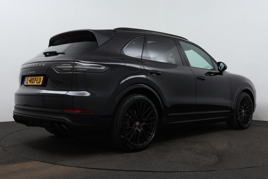 Porsche Cayenne 3.0 (Goed OndH, Panoramadak, Luchtvering, Luxe stoelen, Camera's, Carplay, StoelV, Adapt Cruise, Etc)