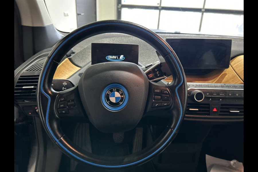 BMW i3 Basis i3 94Ah 33 kWh | Subsidie mogelijk prijs na subsidie € 11.900,-! |