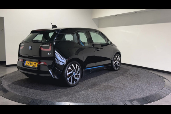 BMW i3 Basis i3 94Ah 33 kWh | Subsidie mogelijk prijs na subsidie € 11.900,-! |