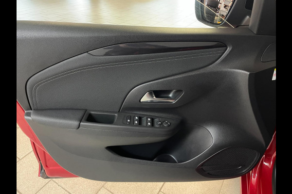 Opel Corsa 1.2 Elegance AUTOMAAT AIRCO NAVI CRUISE BLUETOOTH VELGEN ZWART DAK PRIVACYGLAS NIEUWSTAAT