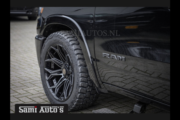 Dodge Ram PREMIUM NIGHT EDITION | MAY 2025 BOM VOL + 14.4 INCH SCHERM | LUCHTVERING | HUD | HURRICAN 420PK 636 Nm TWIN TURBO | PRIJS MET L DUBBELE CABINE | PICK UP | 5 PERSOONS | DC | GRIJSKENTEKEN | VOORRAAD NR 2232 - 3424