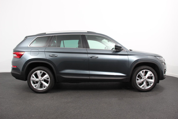 Škoda Kodiaq 1.5 TSI 150pk DSG Style 7p. | Navigatie | Apple Carplay/Android Auto | Adaptive Cruise Control | Parkeersensoren | Camera | Elektrische achterklep | Stoel- en stuurverwarming | Virtual Cockpit | Keyless Entry/Start | Ledverlichting | Getinte ramen | Climate Control