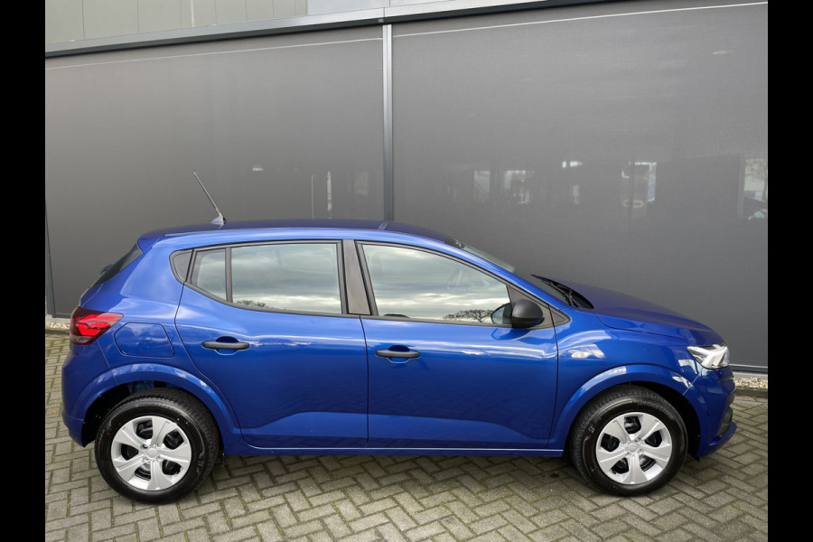 Dacia Sandero 1.0 TCe 100 ECO-G Essential // LPG installatie - Airco - Cruise control - ramen E-voor - multimedia voorbereiding - achterbank in delen neerklapbaar