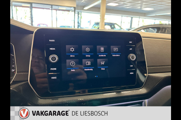 Volkswagen T-Cross 1.0 TSI R-Line,Business,IQ.,vitual cockpit,camera,clima,media