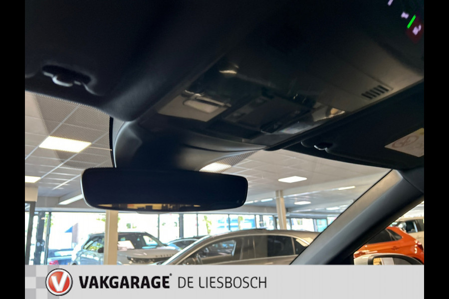 Volkswagen T-Cross 1.0 TSI R-Line,Business,IQ.,vitual cockpit,camera,clima,media