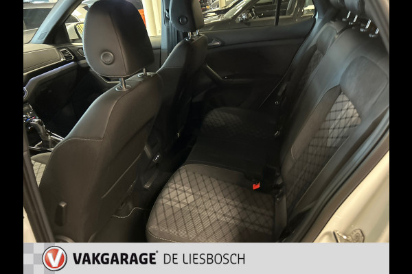 Volkswagen T-Cross 1.0 TSI R-Line,Business,IQ.,vitual cockpit,camera,clima,media