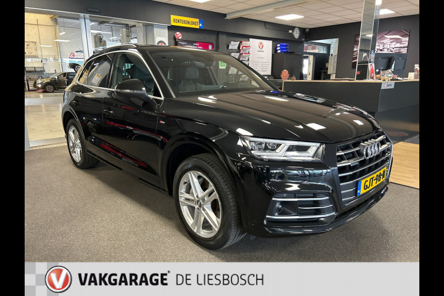 Audi Q5 55 TFSI e quattro S-line / Panorama-dak / leder-alcantara / Led-matrix