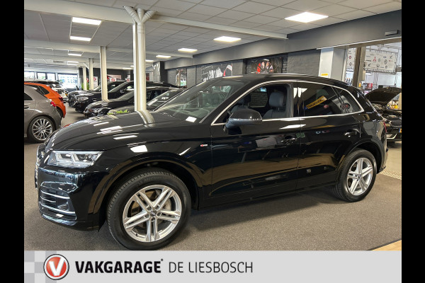 Audi Q5 55 TFSI e quattro S-line / Panorama-dak / leder-alcantara / Led-matrix