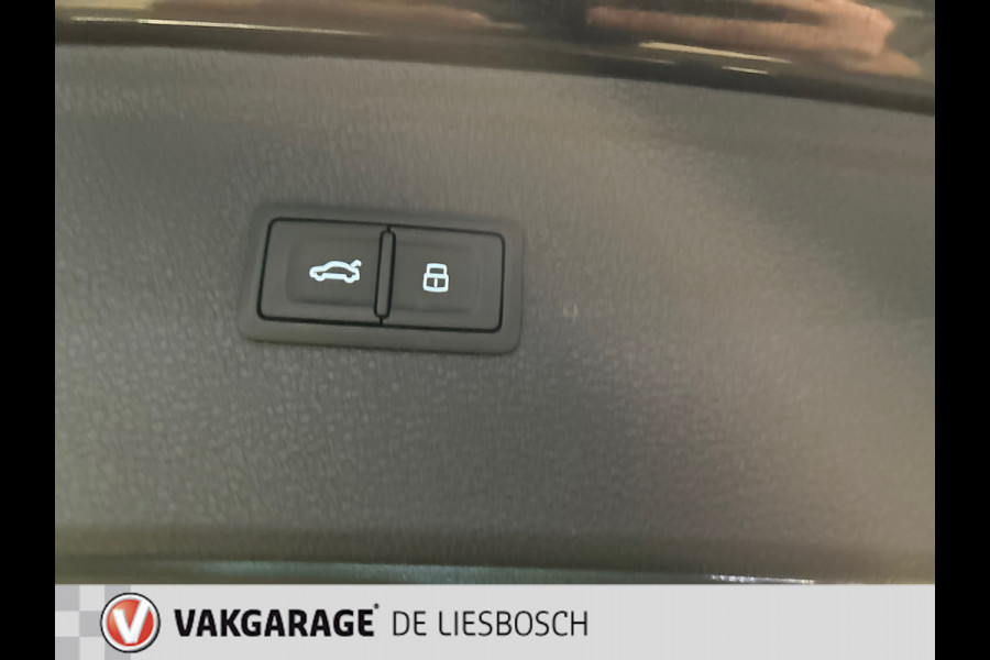 Audi Q5 55 TFSI e quattro S-line / Panorama-dak / leder-alcantara / Led-matrix