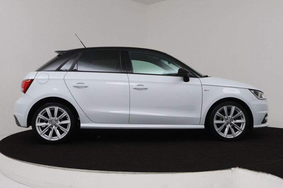 Audi A1 Sportback 1.0 TFSI Sport Automaat (NAVIGATIE, STOELVERWARMING, CRUISE CONTROL, NL-AUTO, GOED ONDERHOUDEN)