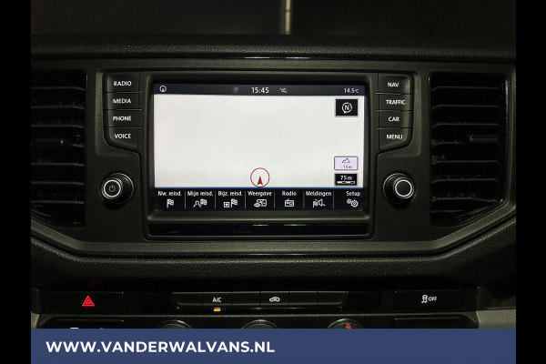 Volkswagen Crafter 2.0 TDI 140pk **BPM VRIJ voor de Ondernemer** L3H3 L2H2 Euro6 Airco | 3000kg Trekhaak | Navigatie | 3-Zits | apple carplay, android auto