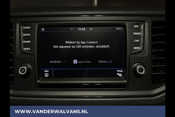 Volkswagen Crafter 2.0 TDI 140pk **BPM VRIJ voor de Ondernemer** L3H3 L2H2 Euro6 Airco | 3000kg Trekhaak | Navigatie | 3-Zits | apple carplay, android auto