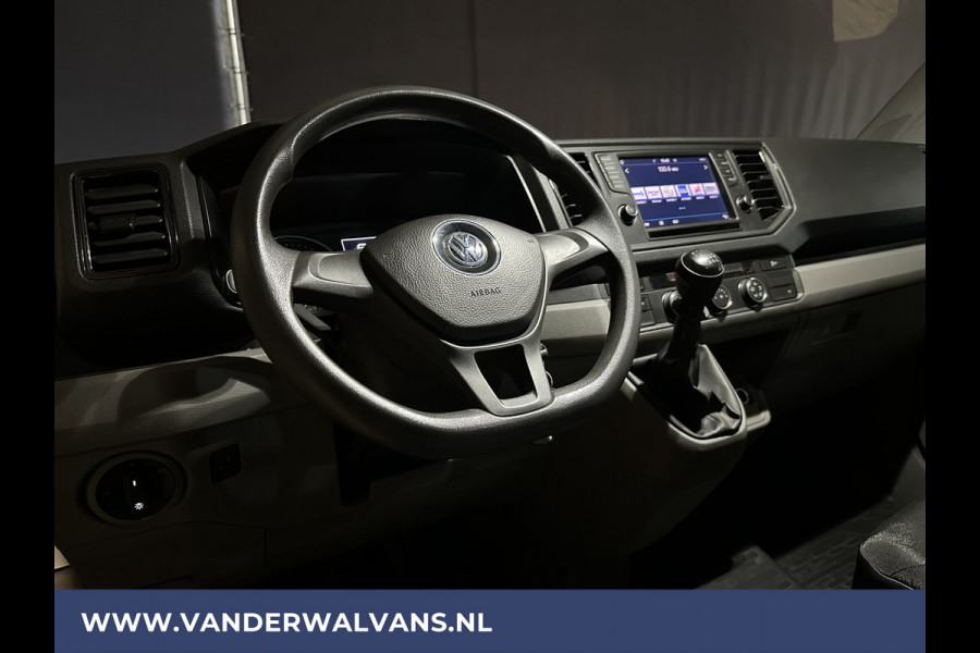 Volkswagen Crafter 2.0 TDI 140pk **BPM VRIJ voor de Ondernemer** L3H3 L2H2 Euro6 Airco | 3000kg Trekhaak | Navigatie | 3-Zits | apple carplay, android auto