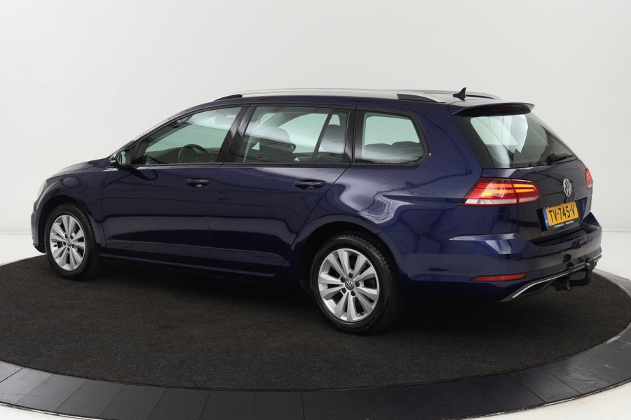 Volkswagen Golf 1.6 TDI Comfortline | Stoelverwarming | Trekhaak | Adaptive cruise | Carplay | Camera | Massage | Alcantara | Navigatie