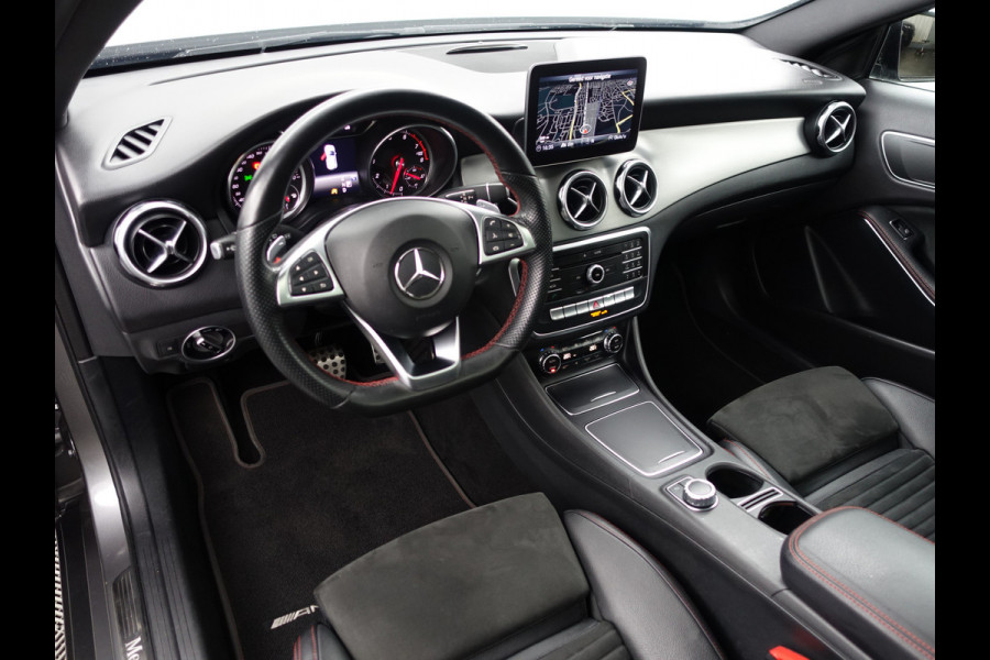 Mercedes-Benz GLA 180 AMG Night Edition Aut- Panodak I Sfeerverl. I Leer I Camera I Stoelverw.