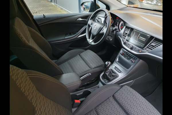 Opel Astra 1.4 Online Edition / NWE BEURT + REMMEN / P.SENSOR / CLIMATE CONTR. / CARPLAY / PRIVACY GLASS / CAMERA / COMF.STOELEN !