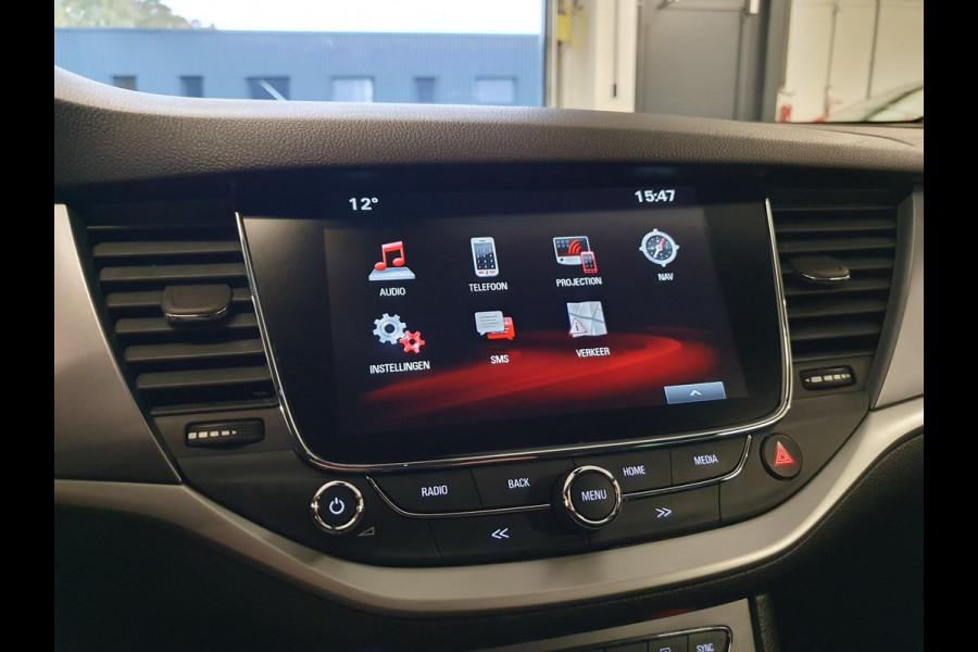 Opel Astra 1.4 Online Edition / NWE BEURT + REMMEN / P.SENSOR / CLIMATE CONTR. / CARPLAY / PRIVACY GLASS / CAMERA / COMF.STOELEN !