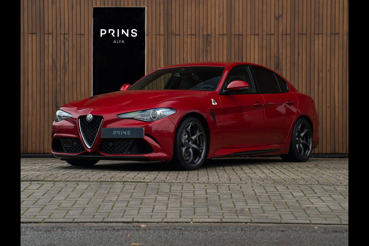 Alfa Romeo Giulia 2.9 V6 Quadrifoglio | Carbon stoelen | Top onderhouden