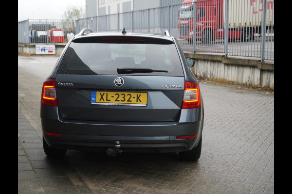 Škoda Octavia Combi 1.0 TSI 115PK Ambition Business Carplay /Trekhaak/Chrome sierlijsten