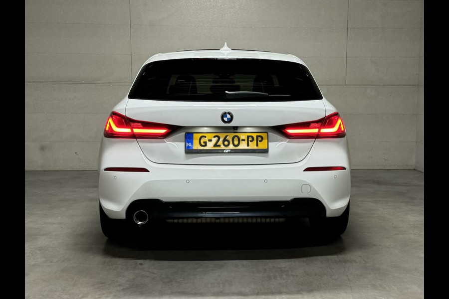 BMW 1-serie 118i M-Sport Pano Virtual Sfeer Carplay NAP