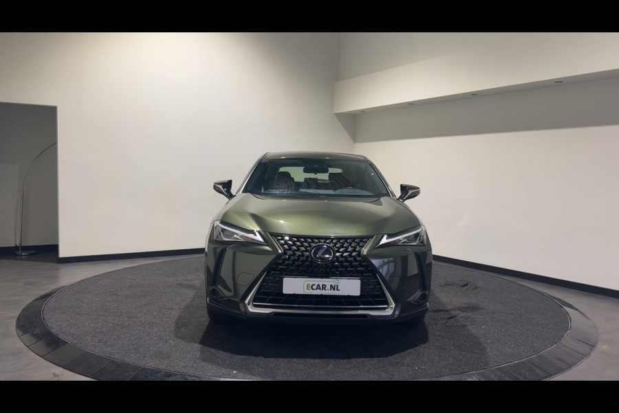 Lexus UX 300e 54 kWh | Elektrisch verstelbare stoelen | Adaptieve cruise control | Lane assist