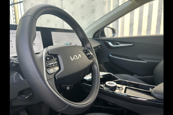 Kia Ev6 Plus Advanced 77.4 kWh | Automaat | Panoramadak | 20" Velgen | Leder | Meridian | Camera | Navi | Stuur-/stoelverwarming | Clima | Key-Less | PDC | Cruise | LED |