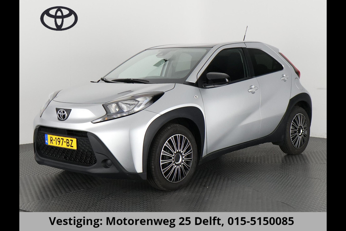 Toyota Aygo X 1.0 VVT-i PLAY DESIGN CARPLAY NAVI CAMERA.CRUISE.PRIVACY GARANTIE TOT 8-2032