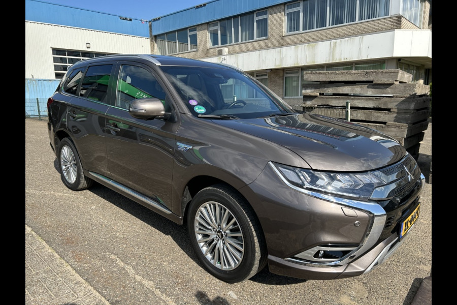 Mitsubishi Outlander 2.4 PHEV Instyle Leder Dak