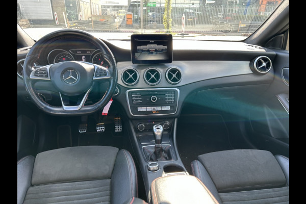 Mercedes-Benz CLA-Klasse 180 Business Solution AMG Panodak