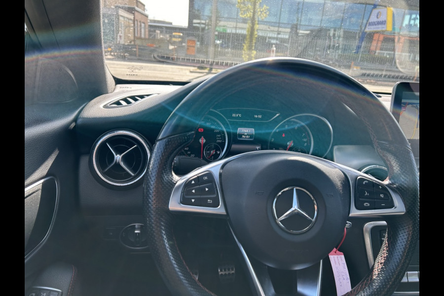 Mercedes-Benz CLA-Klasse 180 Business Solution AMG Panodak