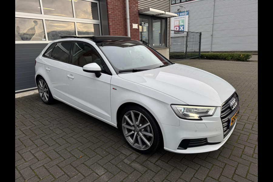 Audi A3 1.5 TFSI CoD S-Tronic S Line LED Pano Navi Camera