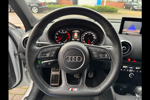 Audi A3 1.5 TFSI CoD S-Tronic S Line LED Pano Navi Camera