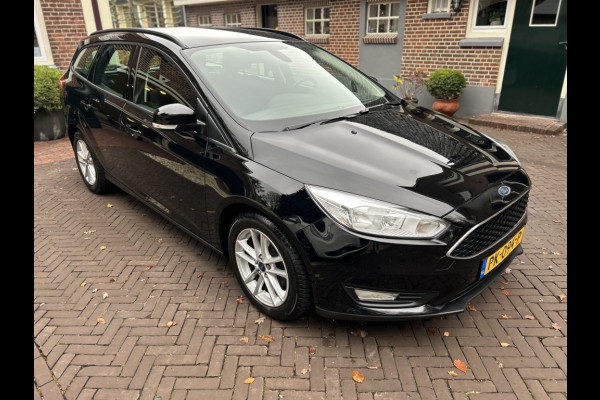 Ford FOCUS Wagon 1.0 125pk L. Edition Navi, Carplay, LMV, Trekhaak, PDC