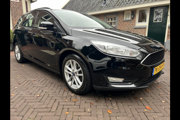 Ford FOCUS Wagon 1.0 125pk L. Edition Navi, Carplay, LMV, Trekhaak, PDC