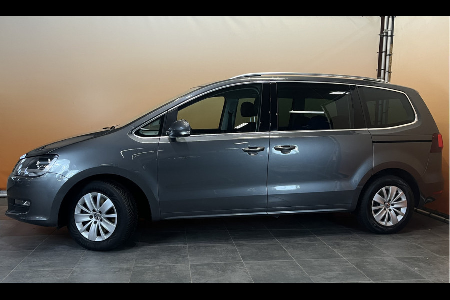 Volkswagen Sharan 1.4 TSI Exclusive Series 7 zitter trekhaak navigatie