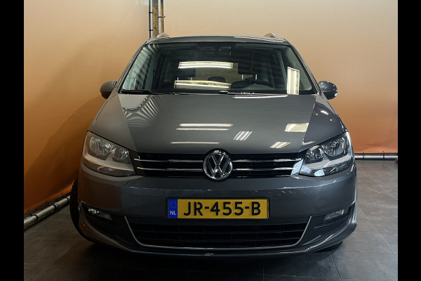 Volkswagen Sharan 1.4 TSI Exclusive Series 7 zitter trekhaak navigatie