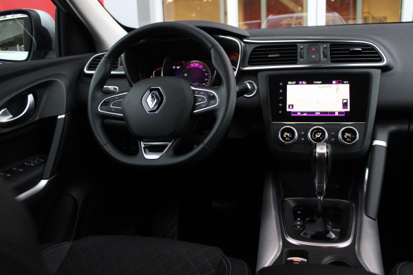 Renault Kadjar 1.3 TCe 140PK AUTOMAAT TECHNO | NAVIGATIE | ACHTERUITRIJCAMERA | DODEHOEK BEWAKING | CLIMA CONTROL | DIGITALE COCKPIT | LED KOPLAMPEN | KEYLESS ENTRY | 1500KG TREKGEWICHT! | 19" LICHTMETALEN VELGEN | APPLE CARPLAY/ANDROID AUTO |