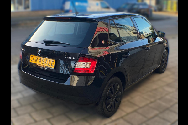 Škoda Fabia 1.0 TSI Ambition - 66.000 KM I Navigatie / Apple CarPlay I Airco I PDC I Comfort pakket I Dealer onderhouden