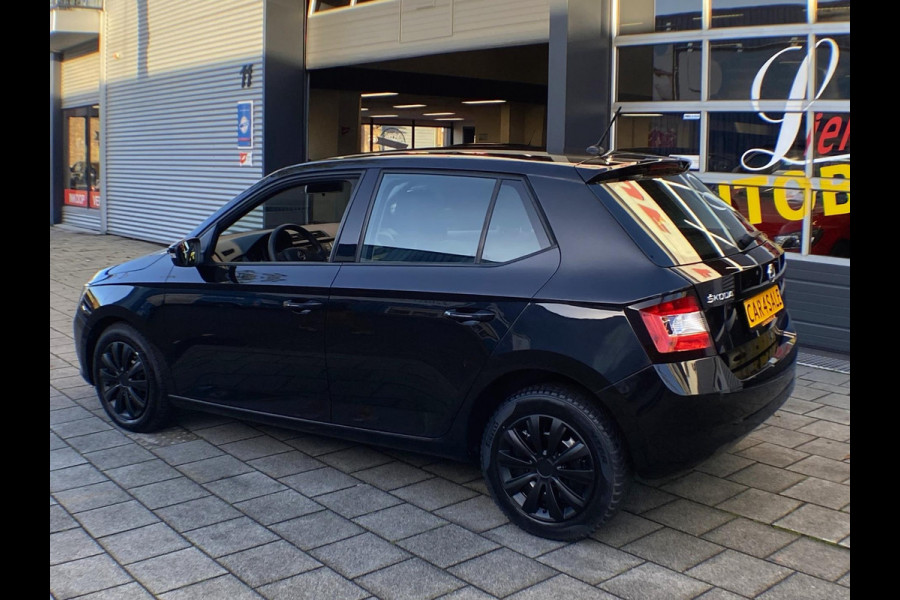 Škoda Fabia 1.0 TSI Ambition - 66.000 KM I Navigatie / Apple CarPlay I Airco I PDC I Comfort pakket I Dealer onderhouden