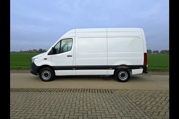 Mercedes-Benz Sprinter 317 1.9 CDI L2 H2 RWD - Euro 6 - 170 Pk - Navi - MBUX - ParkeerCamera - StoelVerwarming