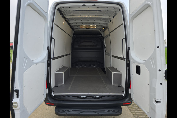 Mercedes-Benz Sprinter 317 1.9 CDI L2 H2 RWD - Euro 6 - 170 Pk - Navi - MBUX - ParkeerCamera - StoelVerwarming