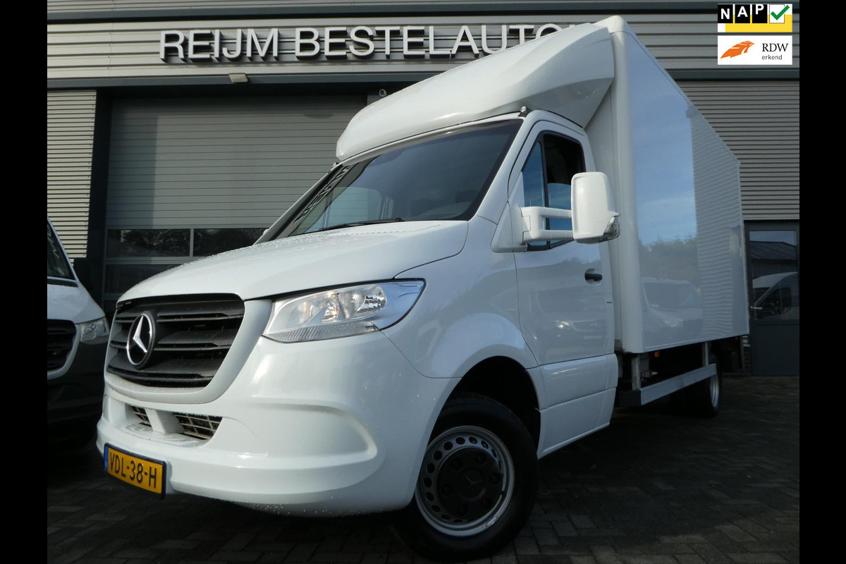 Mercedes-Benz Sprinter 516 2.2 CDI 160pk euro 6 bakwagen laadklep meubelbak trekhaak