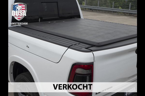 Dodge Ram 1500 Limited 5.7 V8 HEMI E-torque Night Edition / Panoramadak  / Luchtvering / RAMBOX  | Getoonde accessoires zijn verkrijgbaar tegen meerprijs