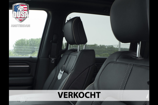 Dodge Ram 1500 Limited 5.7 V8 HEMI E-torque Night Edition / Panoramadak  / Luchtvering / RAMBOX  | Getoonde accessoires zijn verkrijgbaar tegen meerprijs