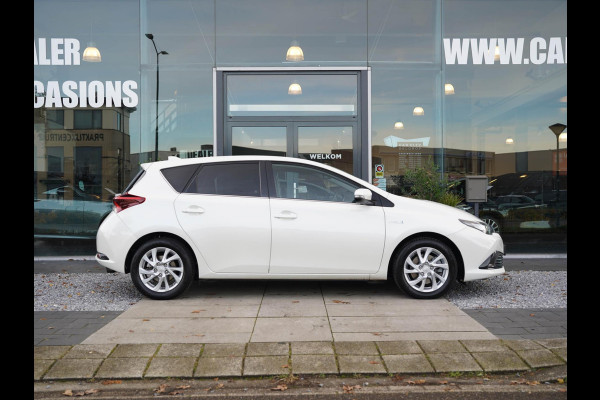 Toyota Auris 1.8 Hybrid Trend / Pano / DAB / Trekhaak / Camera / Navigatie