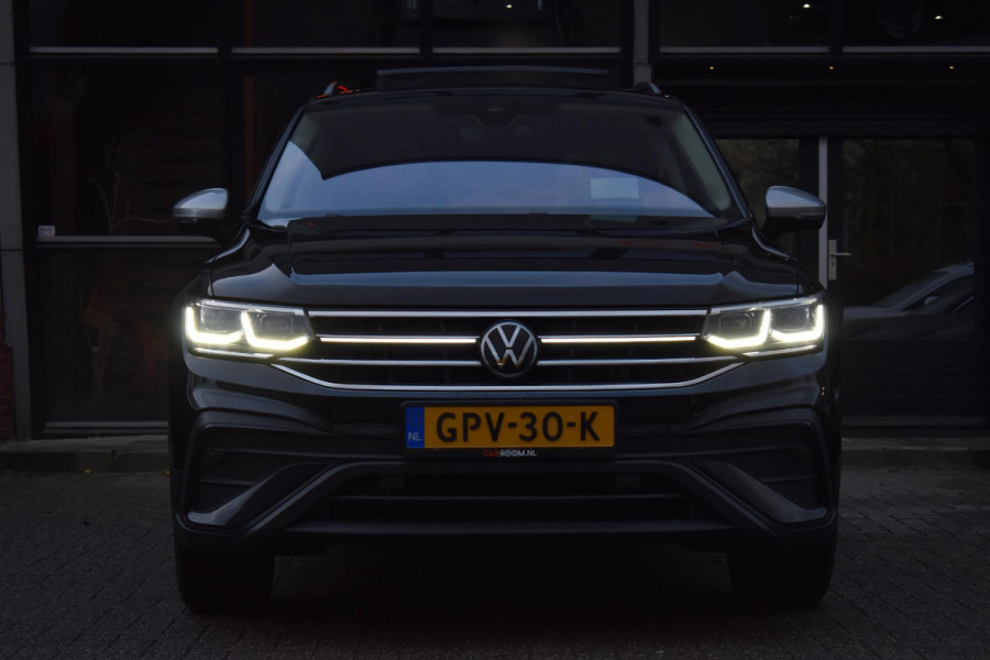 Volkswagen Tiguan Allspace 1.5 TSI Life Pano Lane ACC Keyless Trekhaak