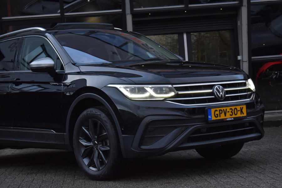 Volkswagen Tiguan Allspace 1.5 TSI Life Pano Lane ACC Keyless Trekhaak